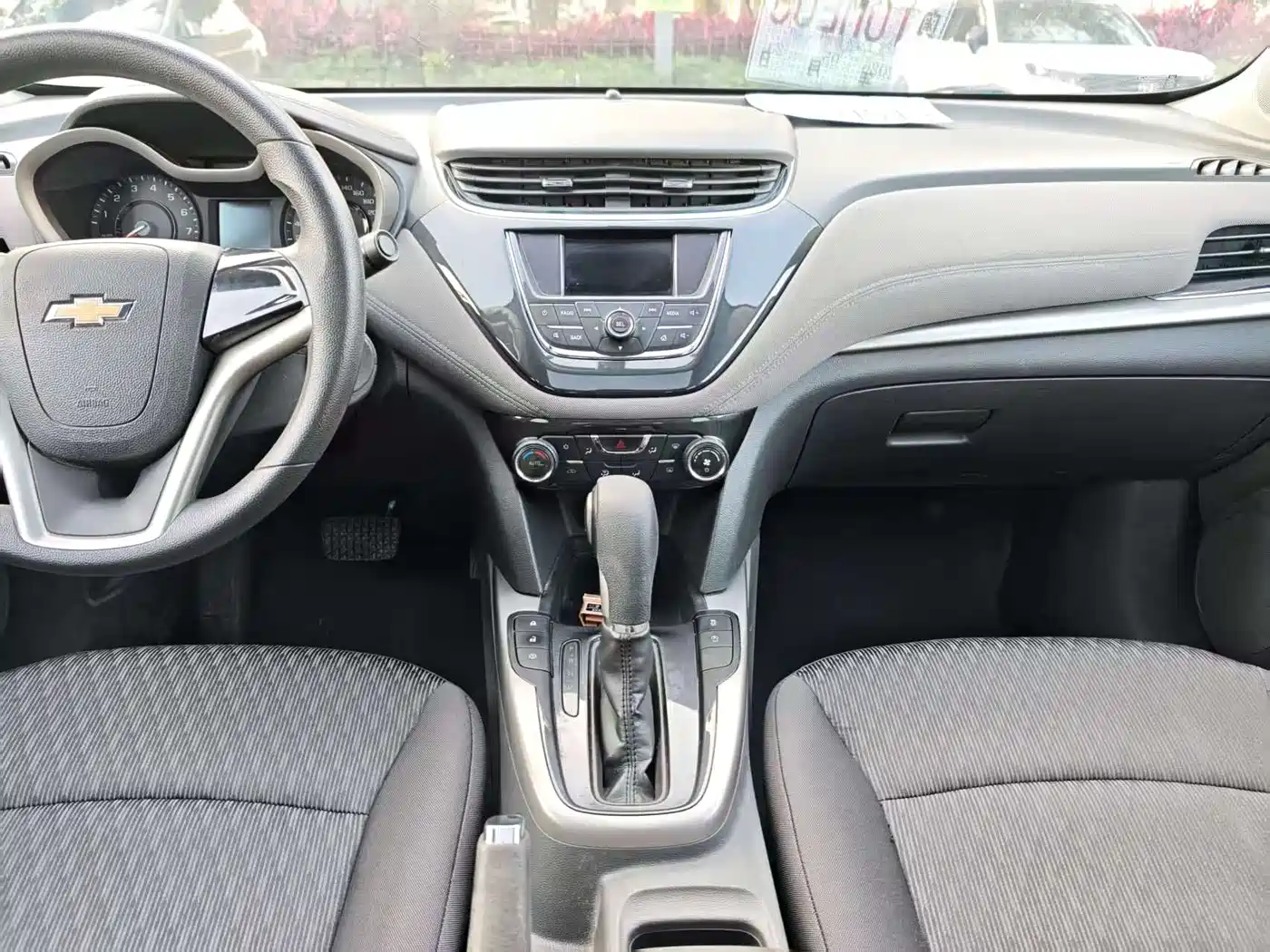 Chevrolet Malibu 2017 1.5T Automatic Comfort Edition фото 8