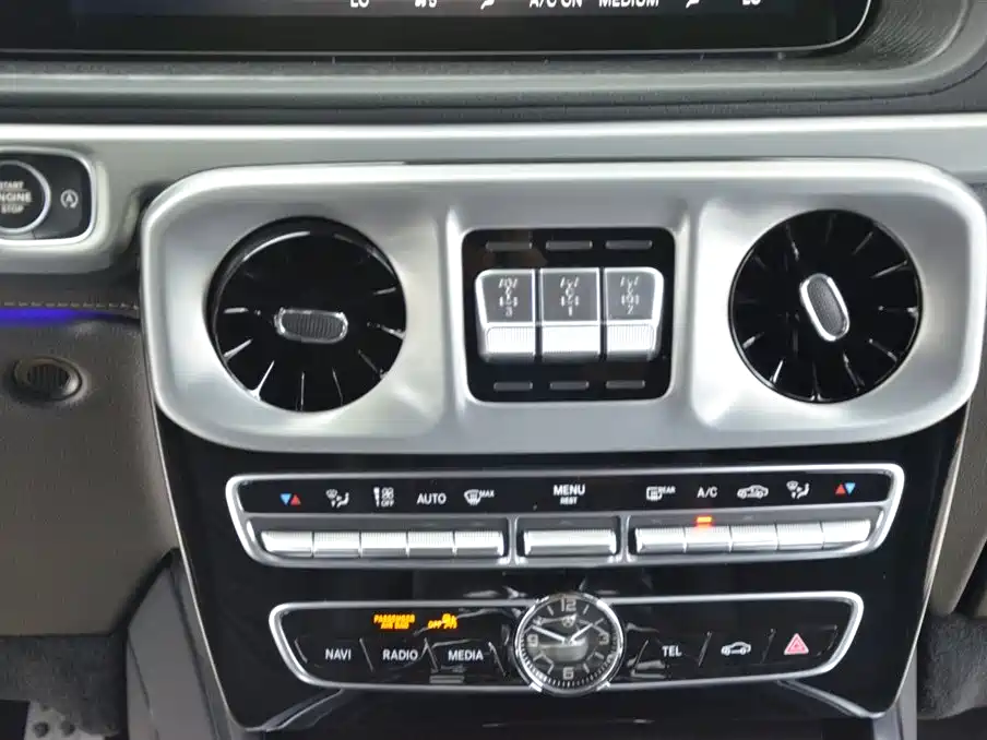 Mercedes-Benz G-Class 2024 G 350 фото 7