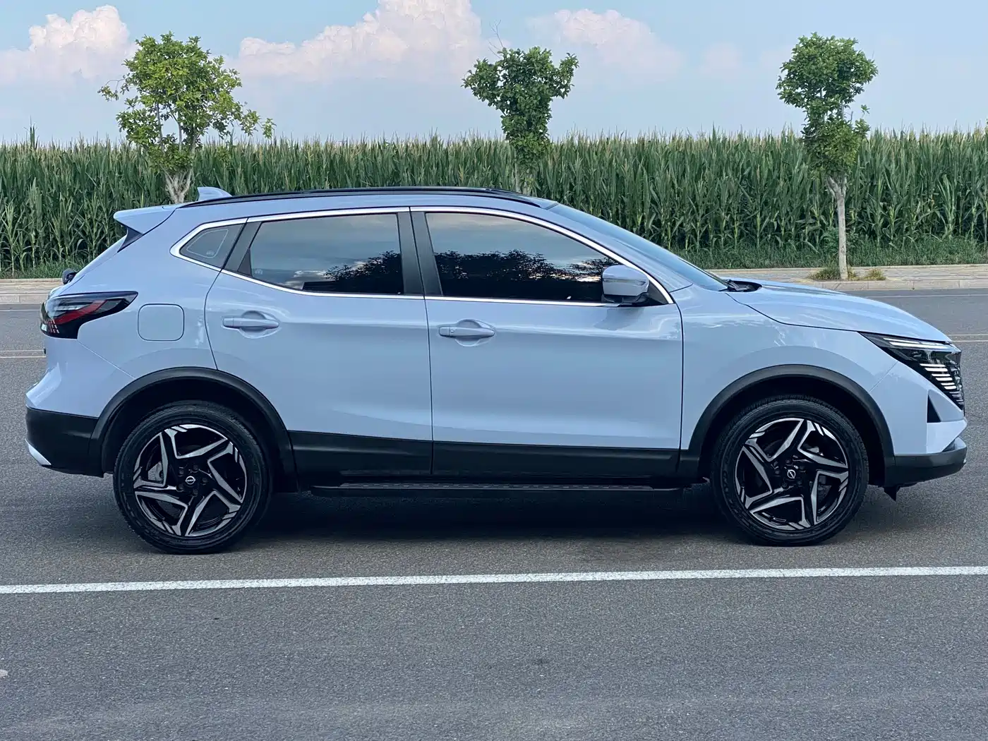 Nissan Qashqai 2024 2025 Honor 2.0L CVT XV+ Leading Edition