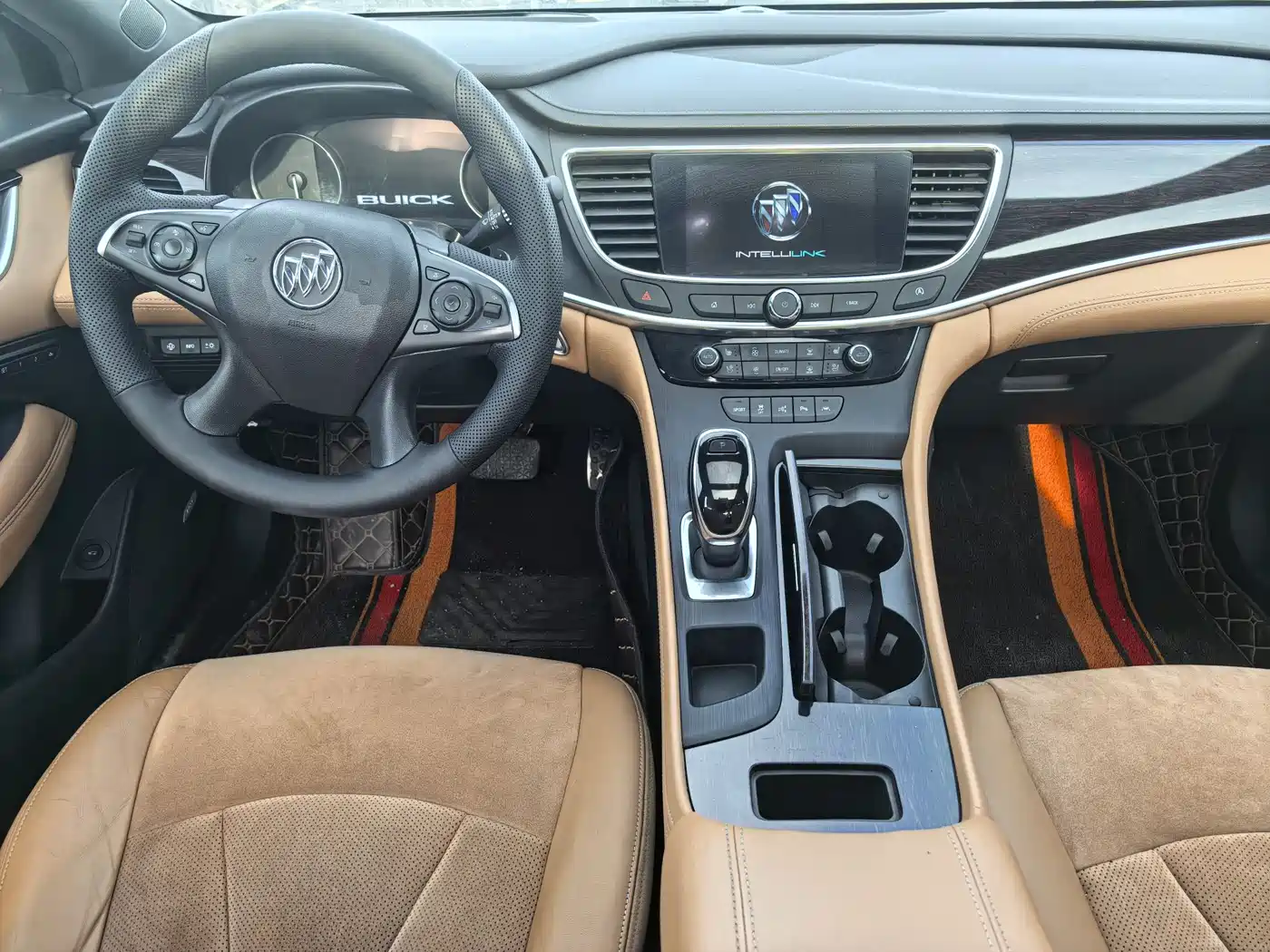 Buick LaCrosse 2018 Model 28T Luxury Edition фото 5