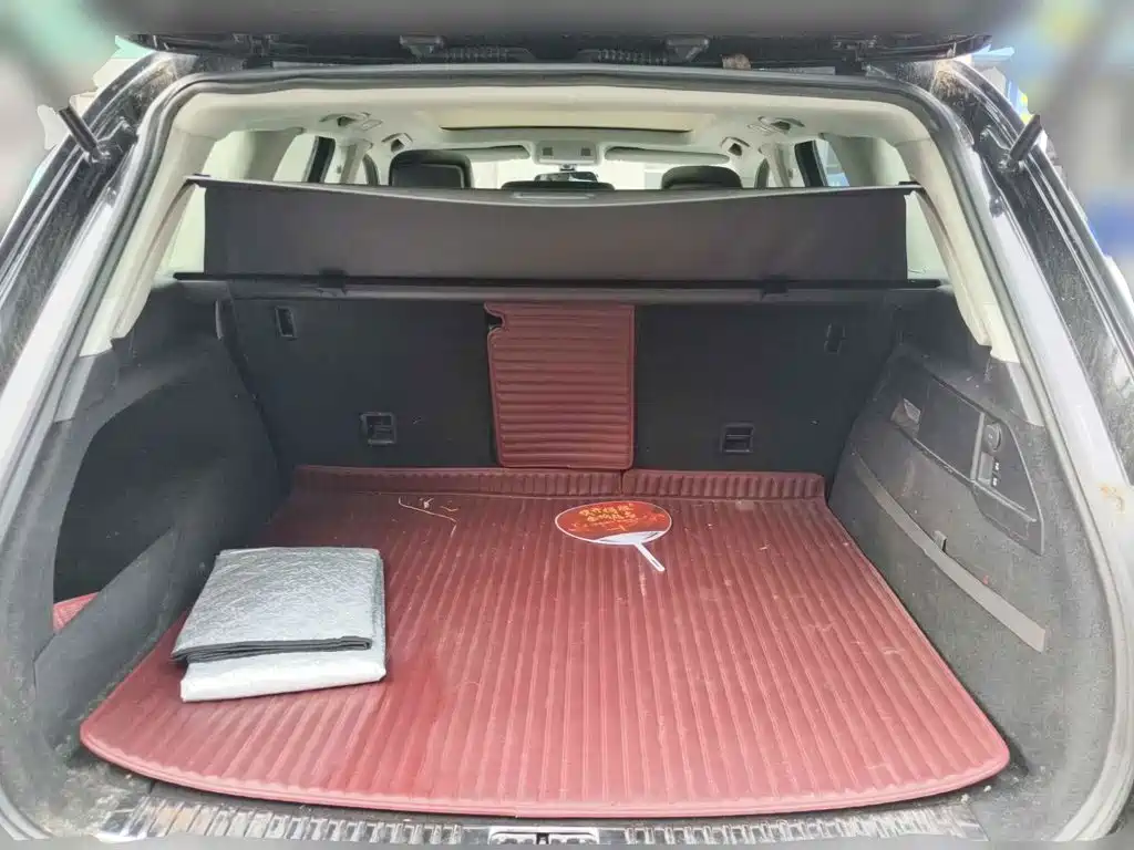 Volkswagen Touareg 2014 2011 3.0TSI Standard