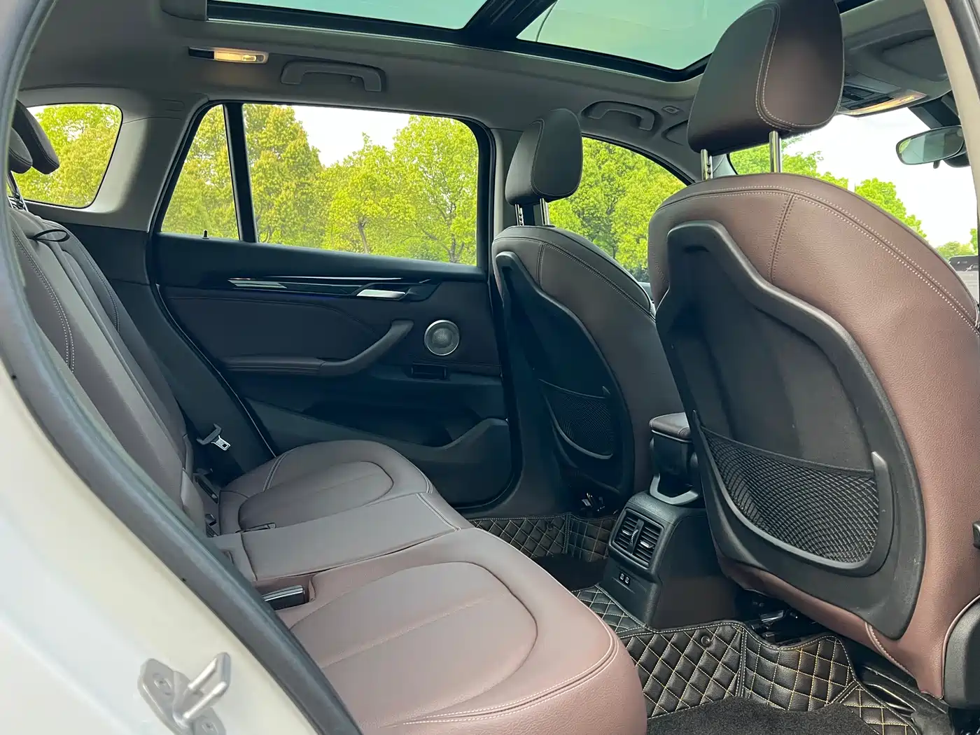 BMW X1 2021 sDrive25Li Leading фото 12