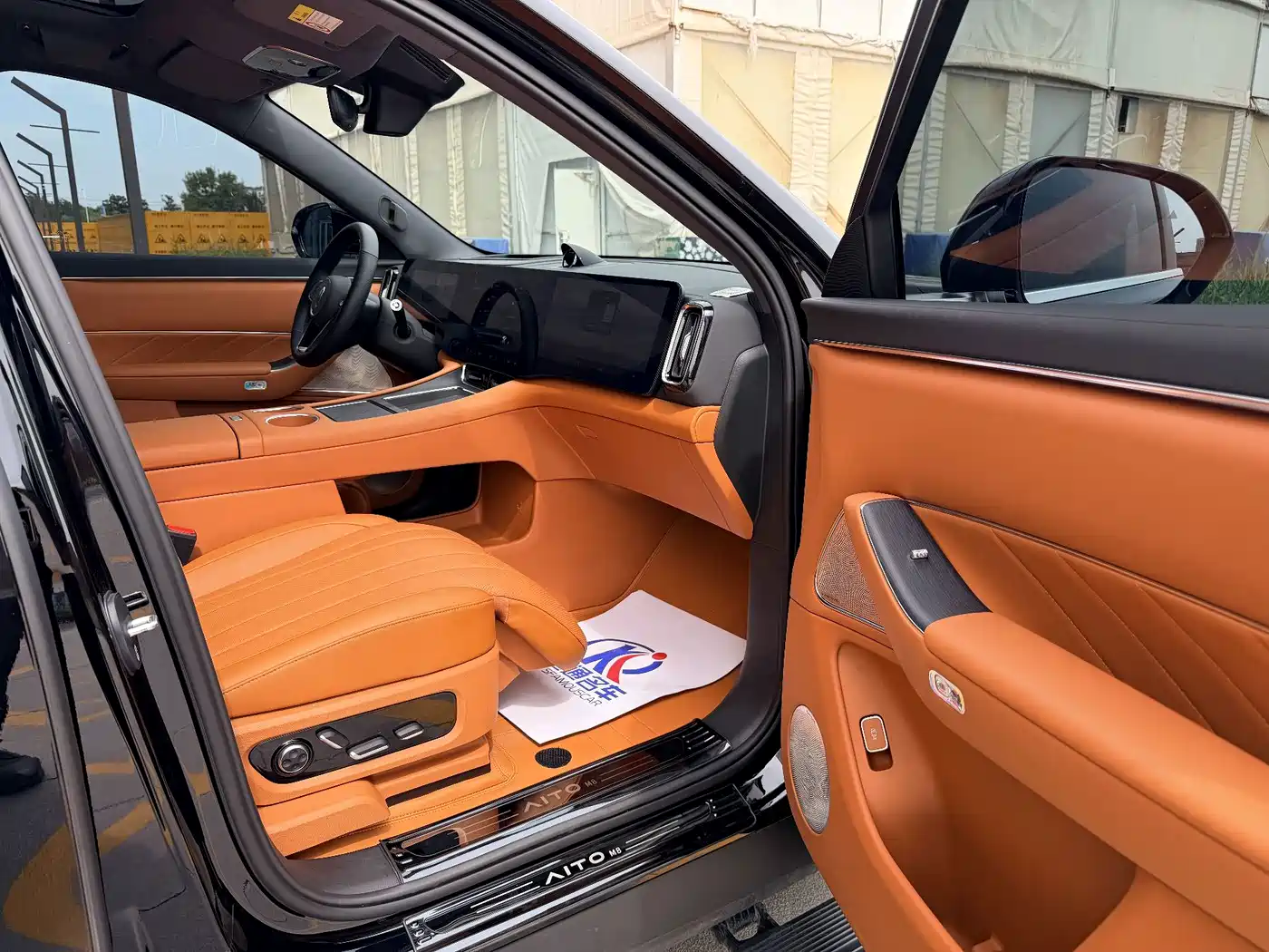 Aito AITO M8 2026 2025 Range Extender Max+ Edition 53.4kWh 5-seater