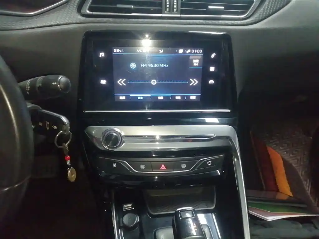Peugeot 308 2019 230THP Automatic Luxury Edition China VI фото 13