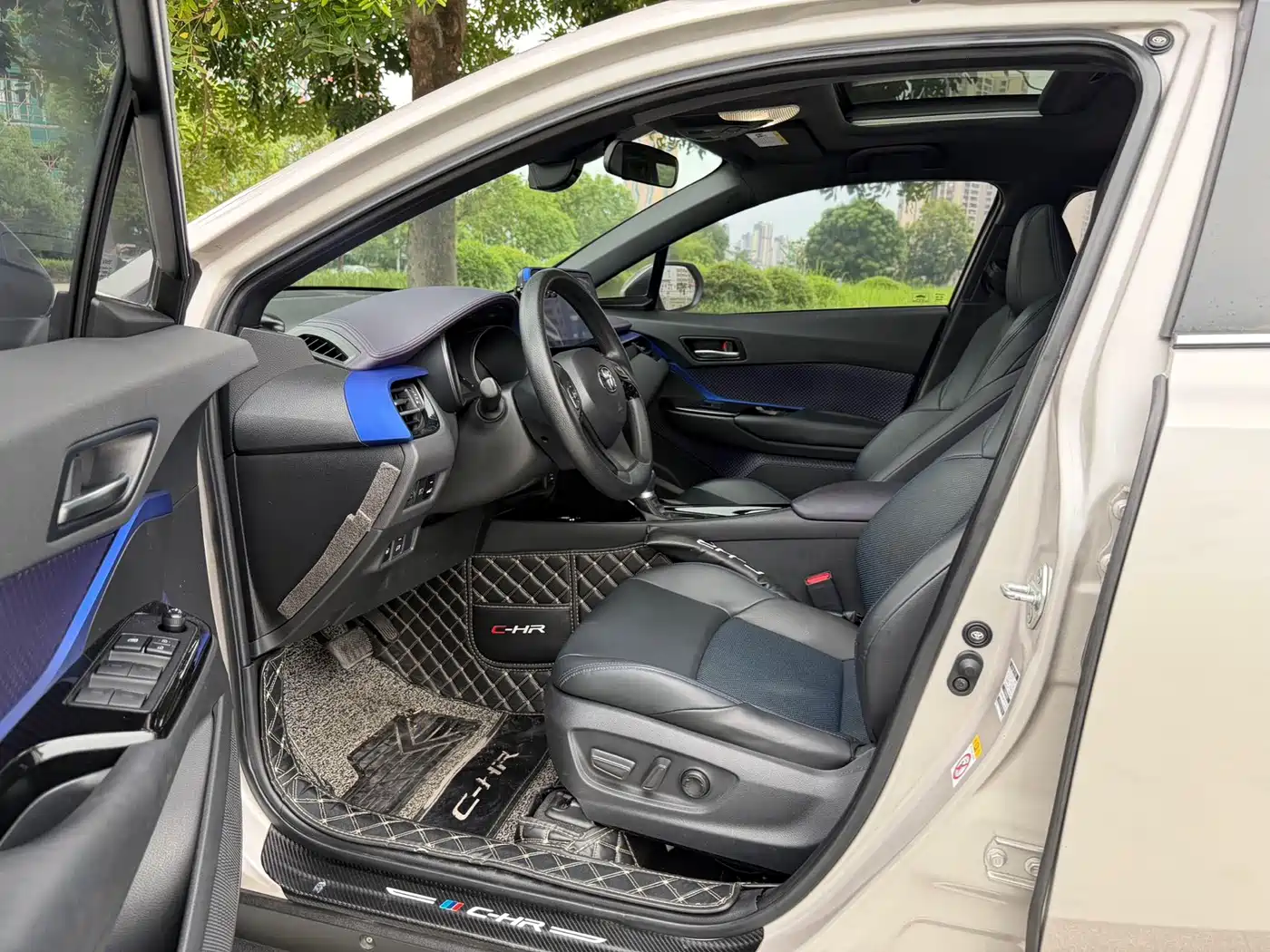 Toyota C-HR 2020 2020 Model 2.0L Leading