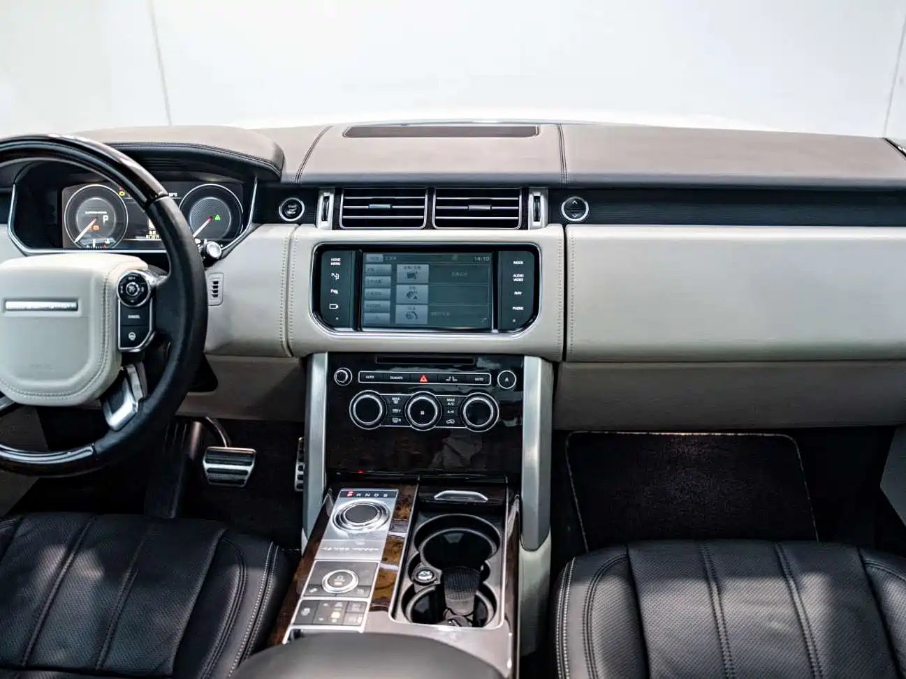 Land Rover Range Rover 2013 5.0 SC V8 AB Ultimate Genesis Edition фото 19