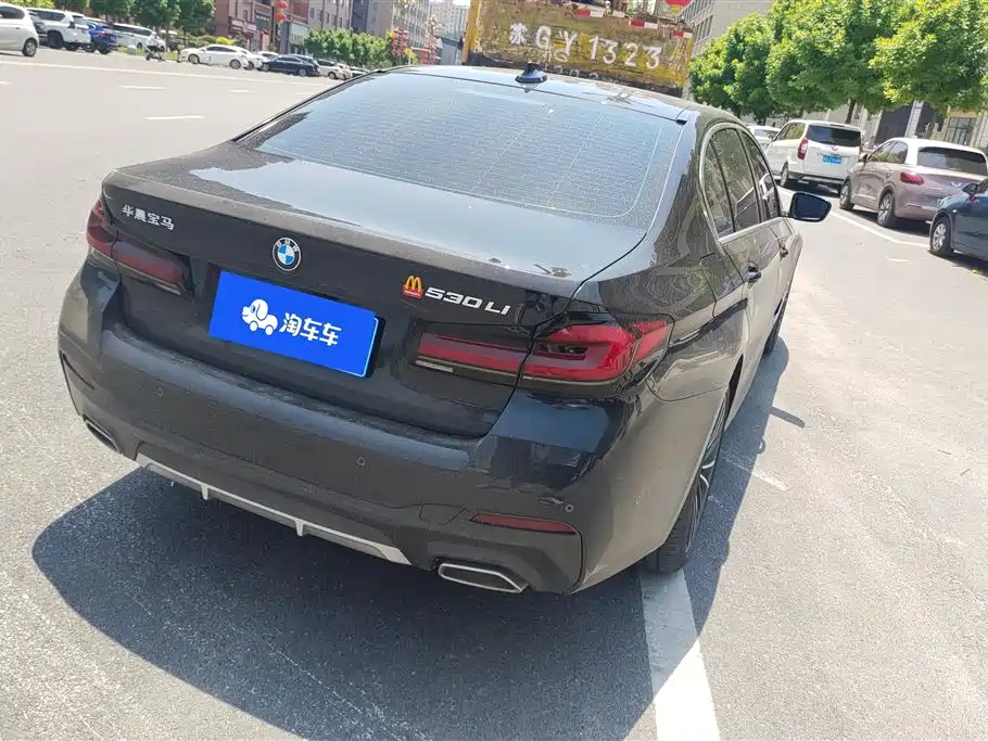 BMW 5 Series 2023 Facelift 530Li Leading M Sport Package фото 3
