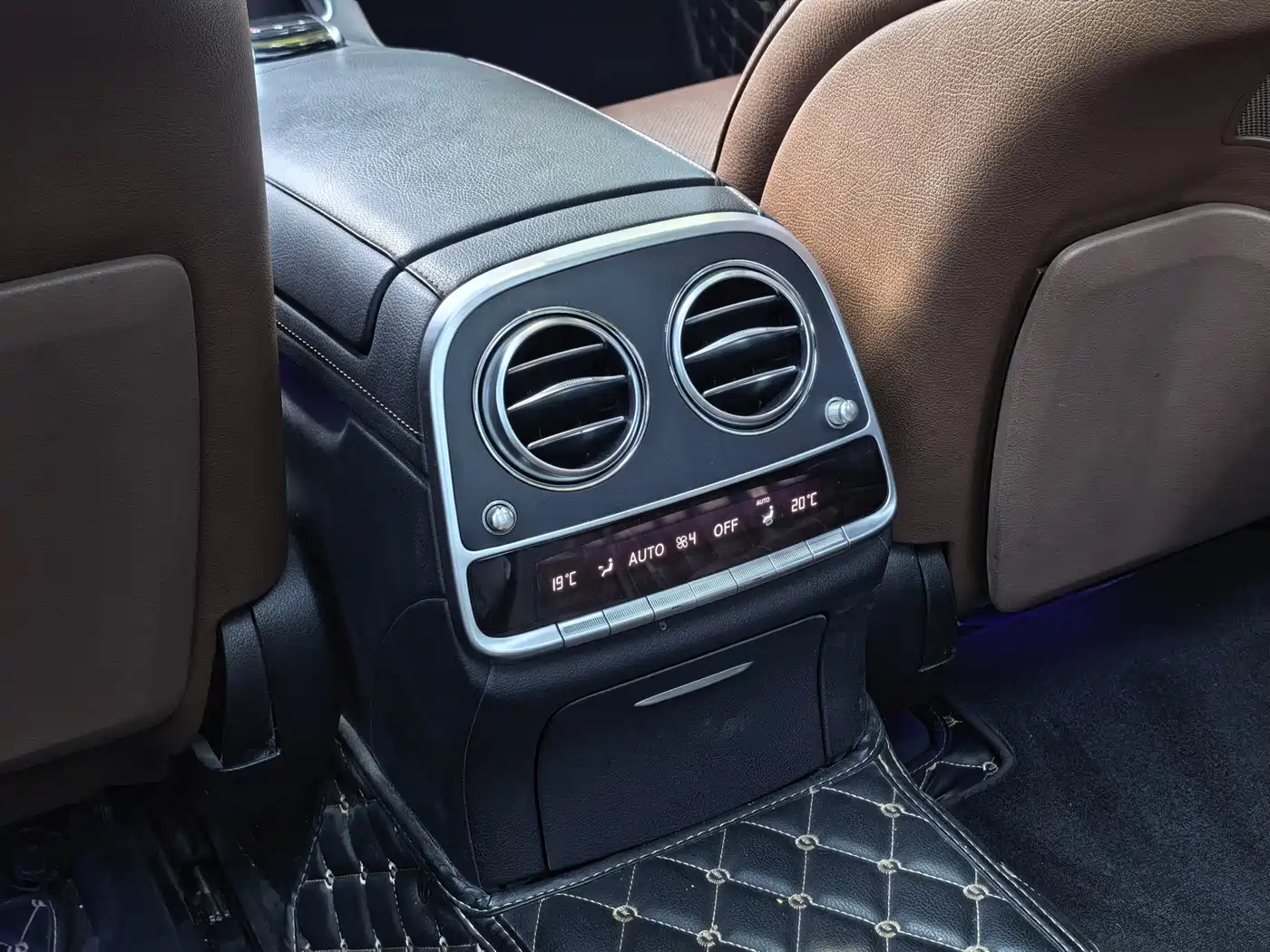 Mercedes-Benz S-Class 2016 S 320 L Luxury фото 10