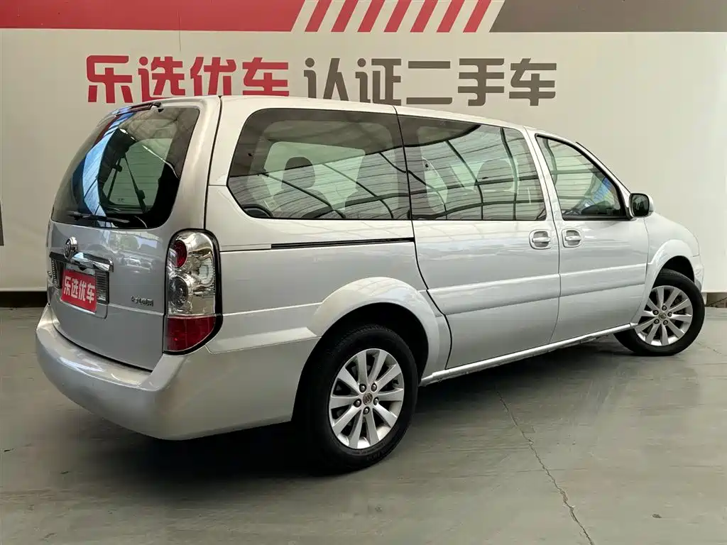 Buick GL8 2014 2.4L Classic Edition фото 4