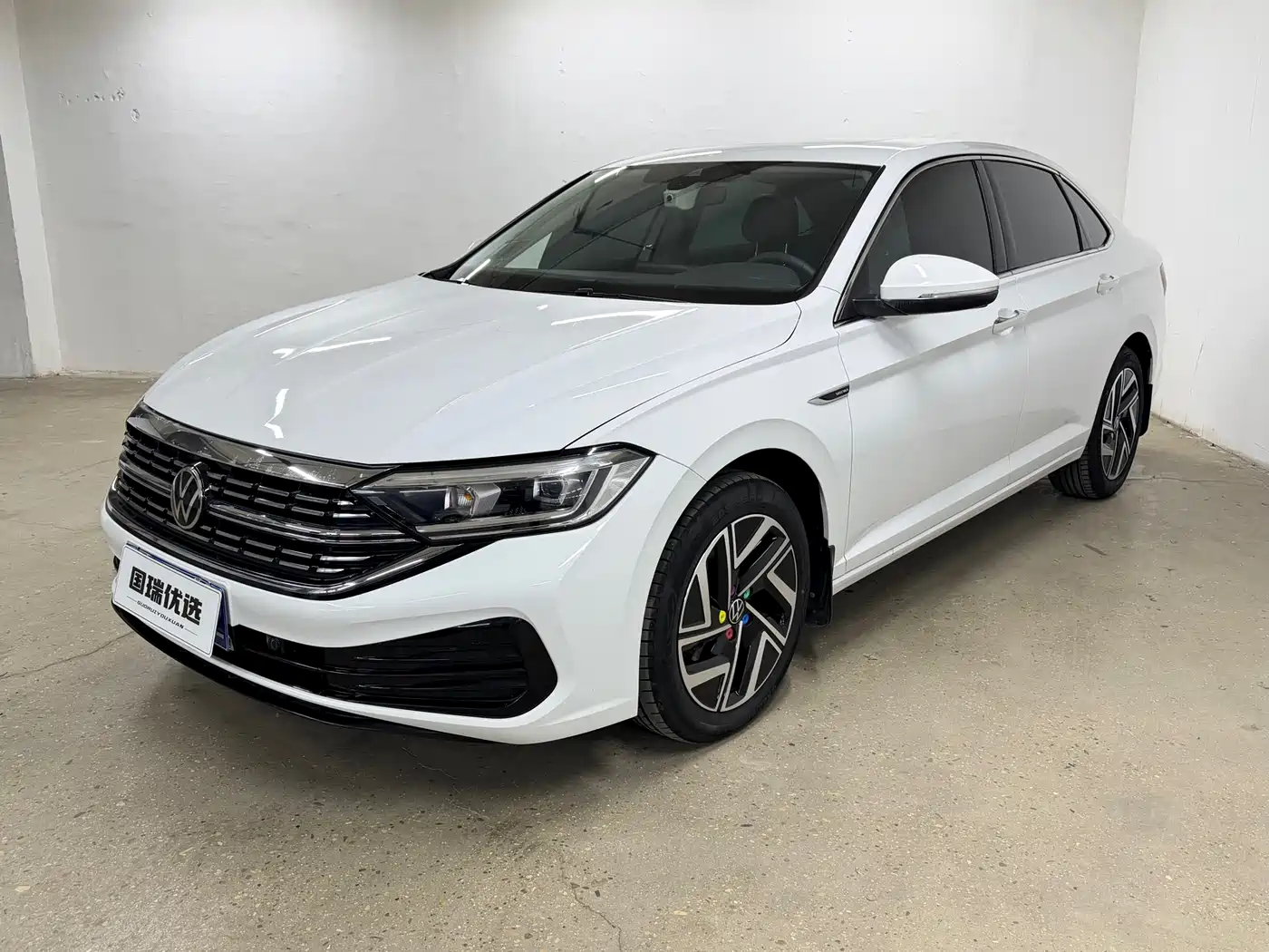 Volkswagen Sagitar 2023 Model Year 280TSI DSG Surpass Edition