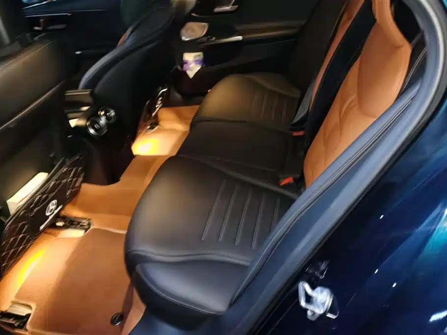 Mercedes-Benz C-Class 2023 C 260 L Sport фото 11