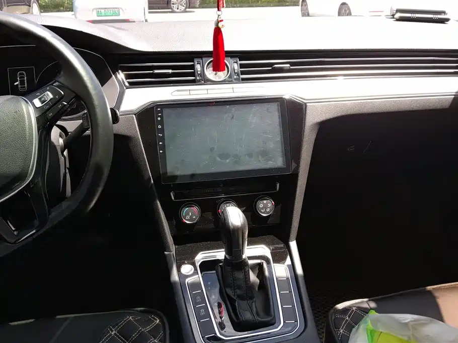 Volkswagen Magotan 2017 330TSI DSG Leading фото 13