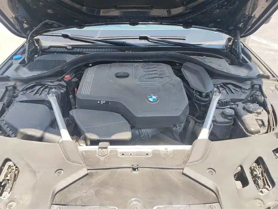 BMW 5 Series 2023 Facelift 530Li Leading M Sport Package фото 10