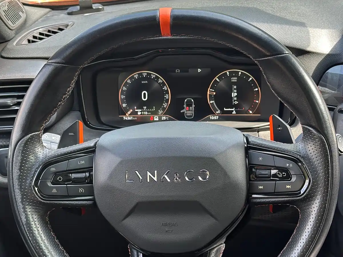 LYNK & CO. 02 HATCHBACK