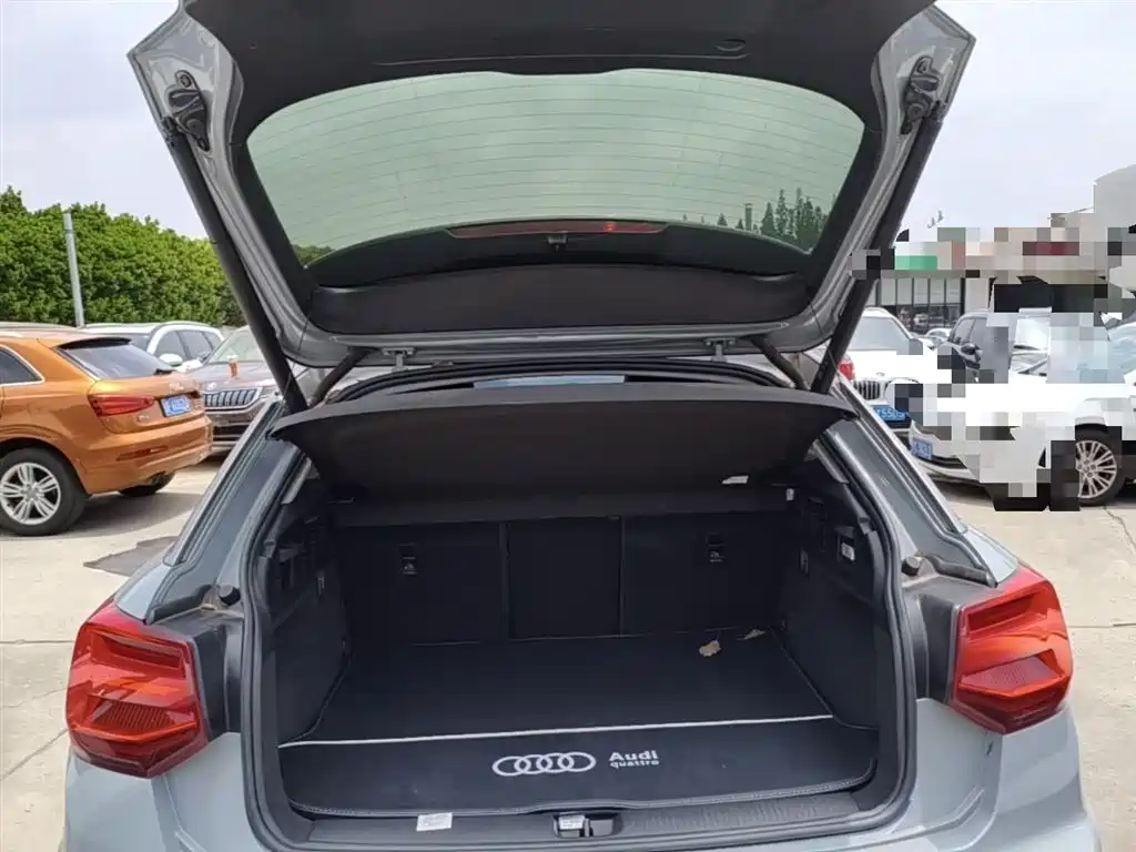 Audi Q2L e-tron 2022 Q2L e-tron Pure Electric Intelligent фото 10