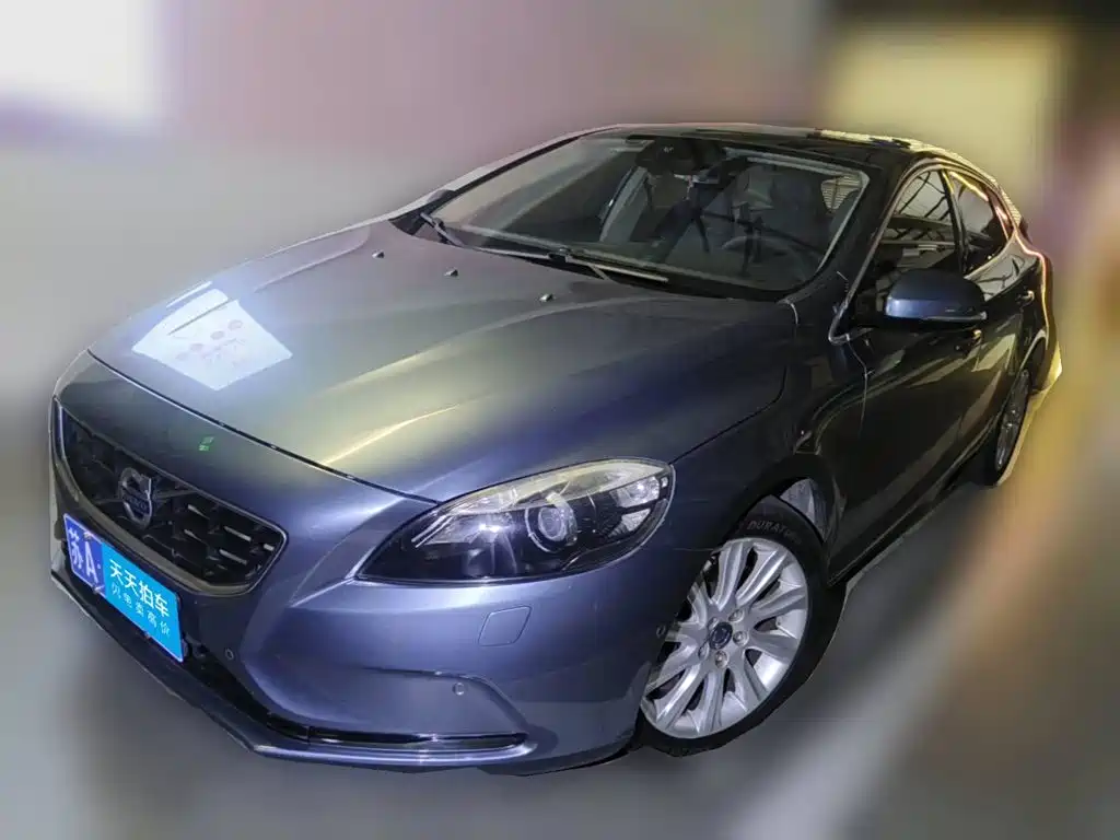 Volvo V40 2014 2014 2.0T Zhiya Edition