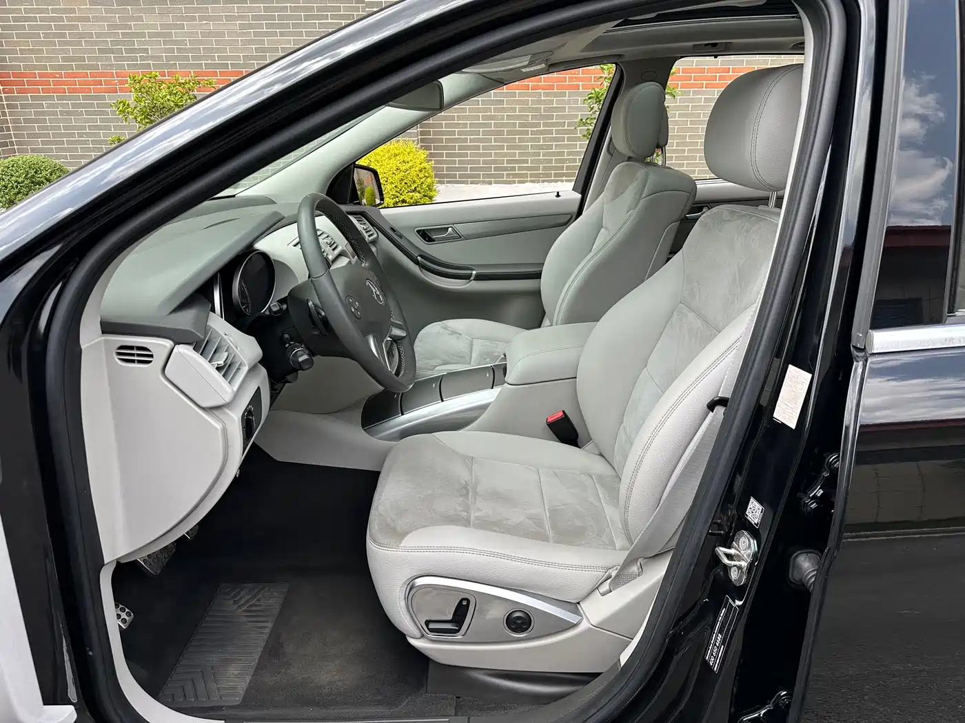 Mercedes-Benz R-Class 2015 R 320 4MATIC Luxury фото 12