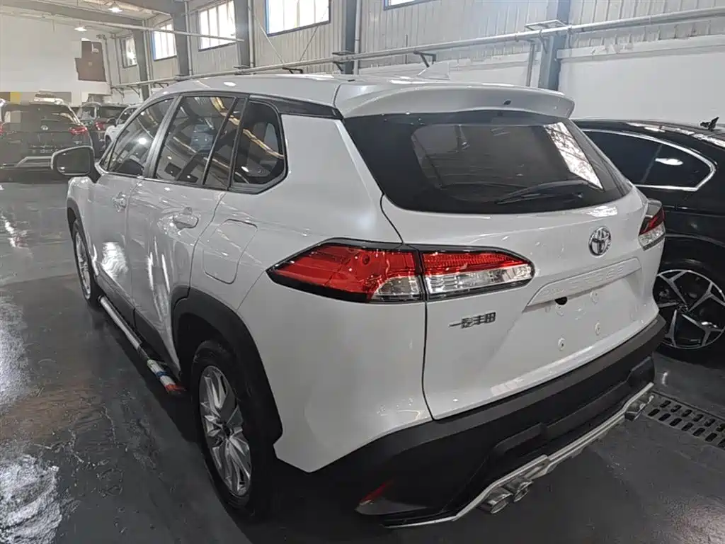 Toyota Corolla Cross 2023 2.0L Elite Edition фото 22