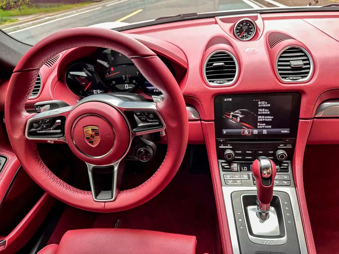 Porsche 718 2023 Cayman Style Edition 2.0T фото 8