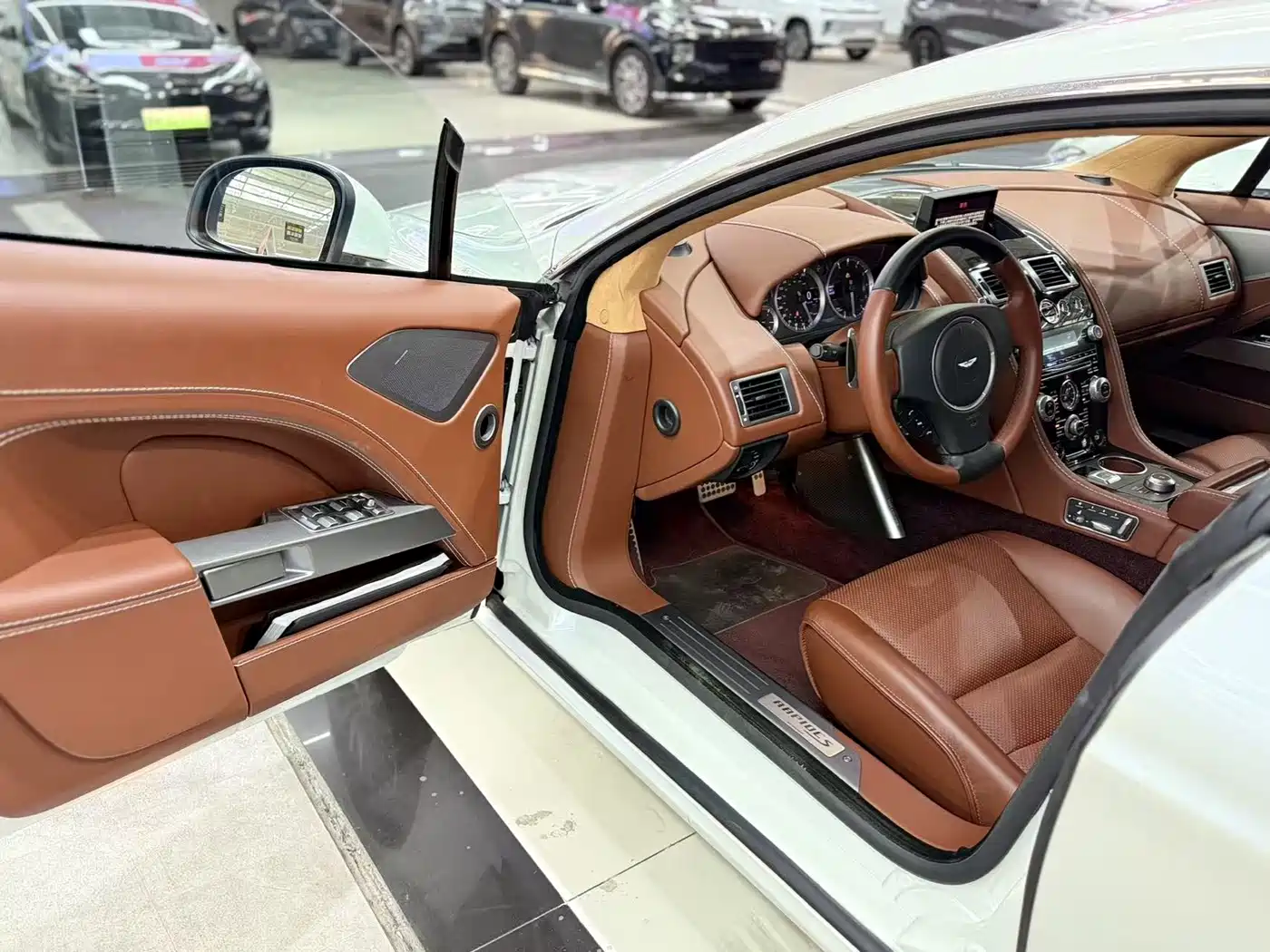 Aston Martin Rapide 2015 2013 6.0L S