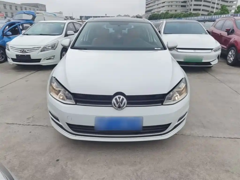 Volkswagen Golf 2015 1.4TSI Automatic Comfort фото 3
