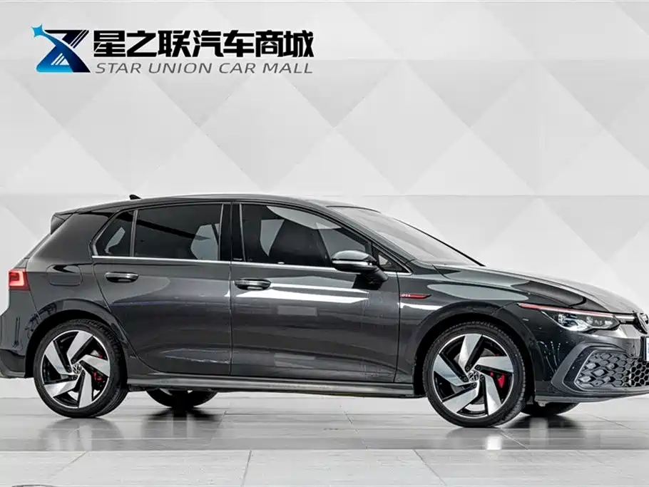 VOLKSWAGEN GOLF GTI