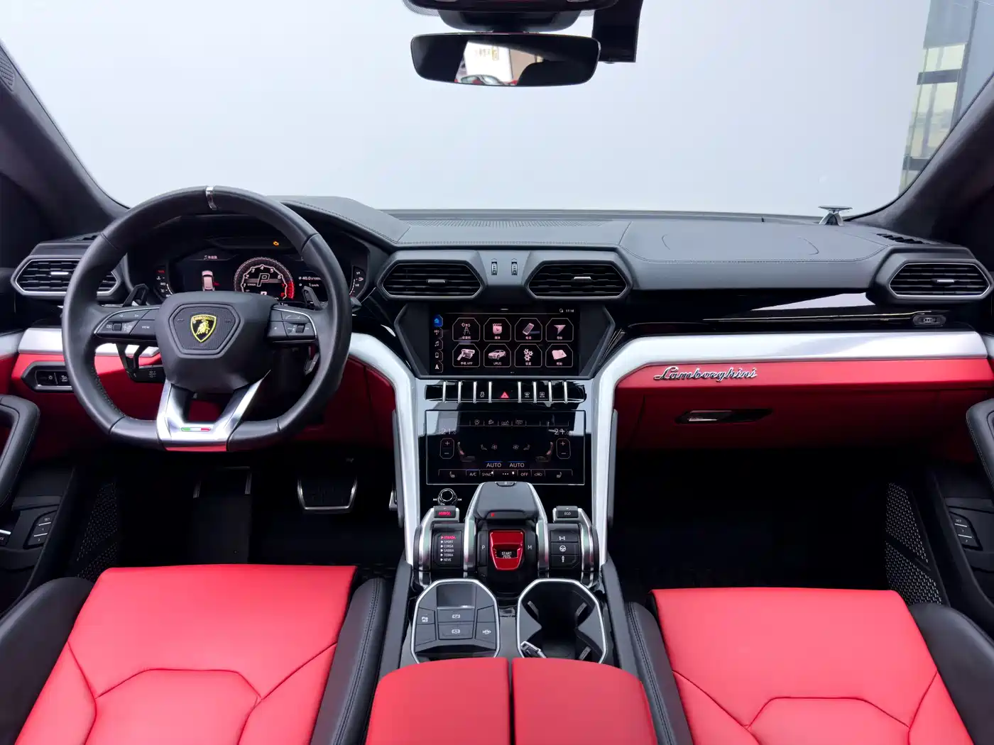 Lamborghini Urus 2018 4.0T V8 фото 26