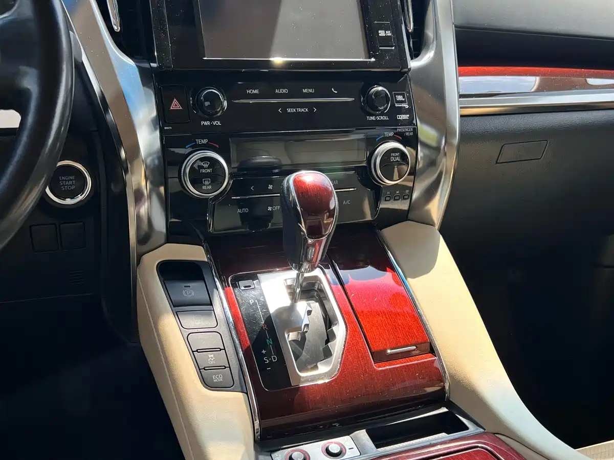 Toyota Alphard 2015 3.5L Luxury Edition фото 5