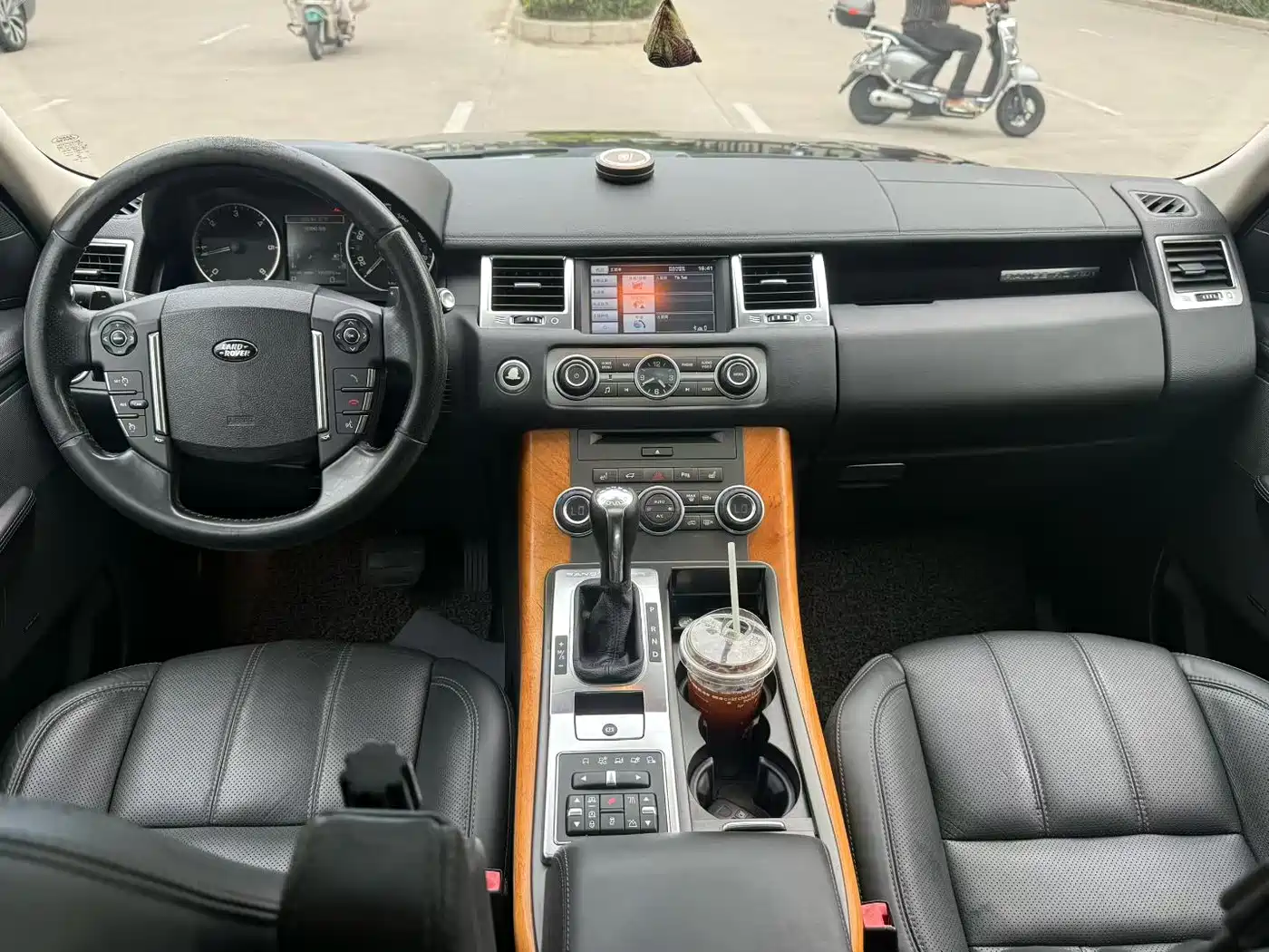 Land Rover Range Rover Sport 2011 3.0 TDV6 Diesel фото 9