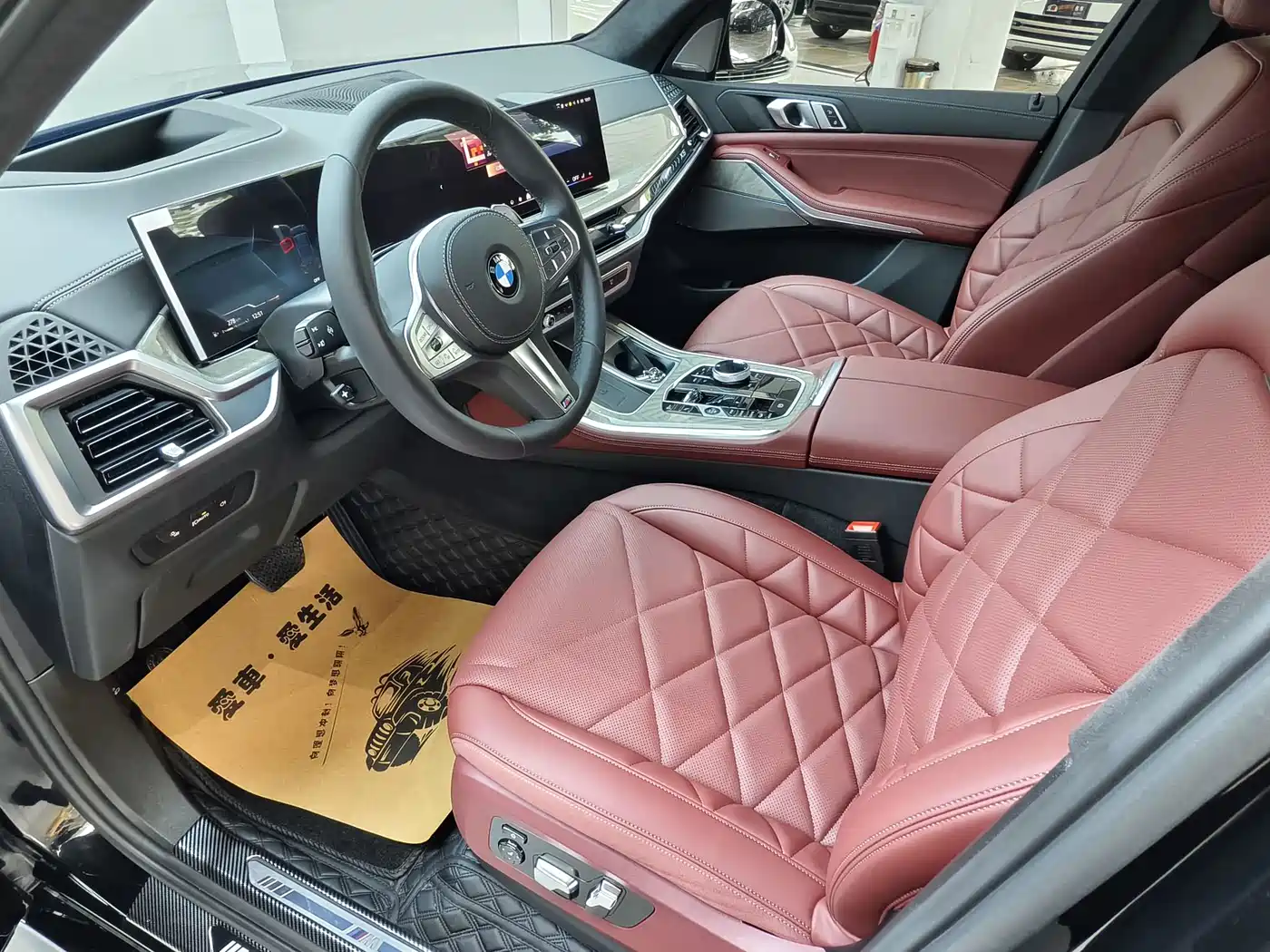 BMW X5 2026 2025 Model xDrive 40Li M Sport Blackout Package