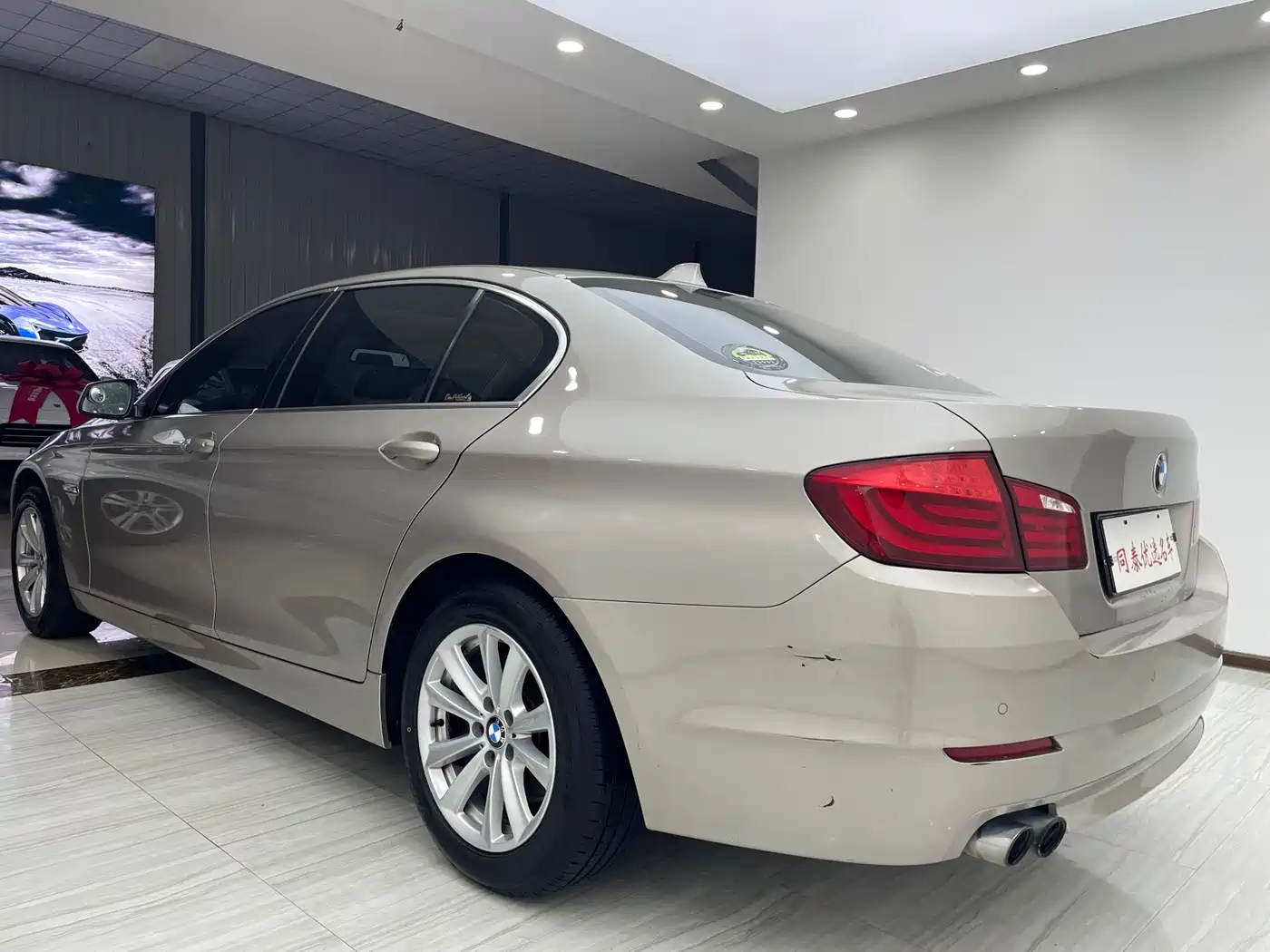 BMW 5 Series 2013 520Li Elegance фото 18