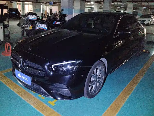 MERCEDES-BENZ E CLASS