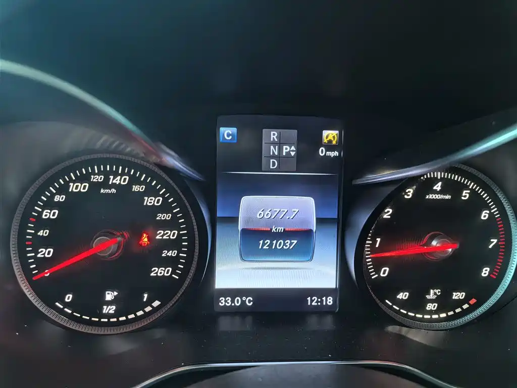 Mercedes-Benz C-Class 2015 Facelift C 200 L Sport фото 12