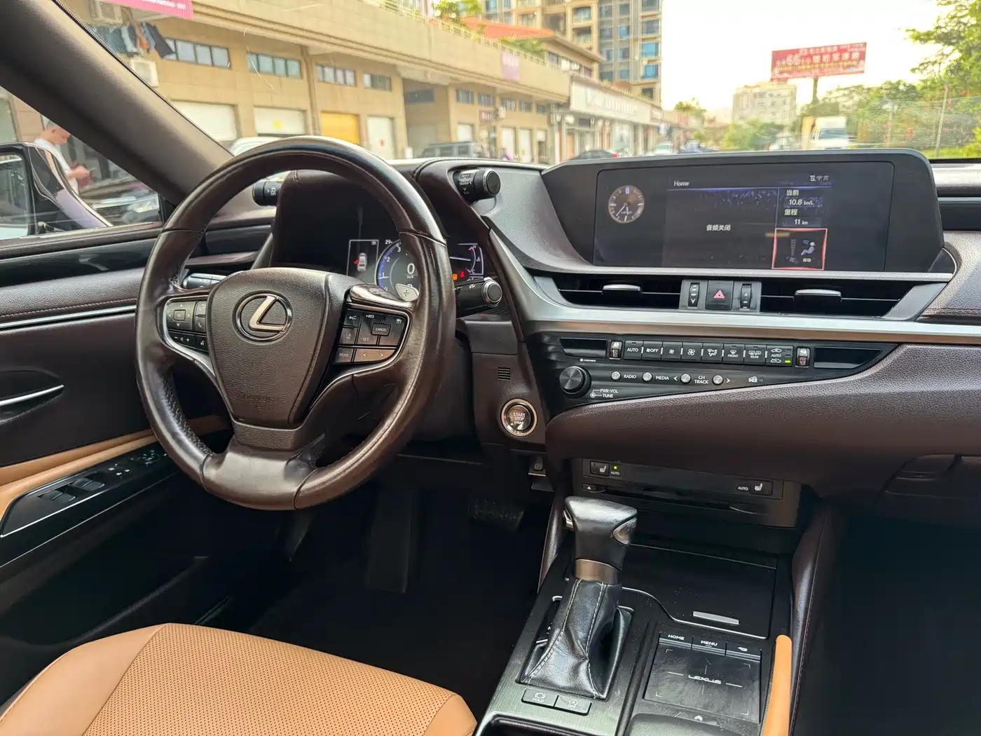 Lexus ES 2020 200 Excellence фото 16