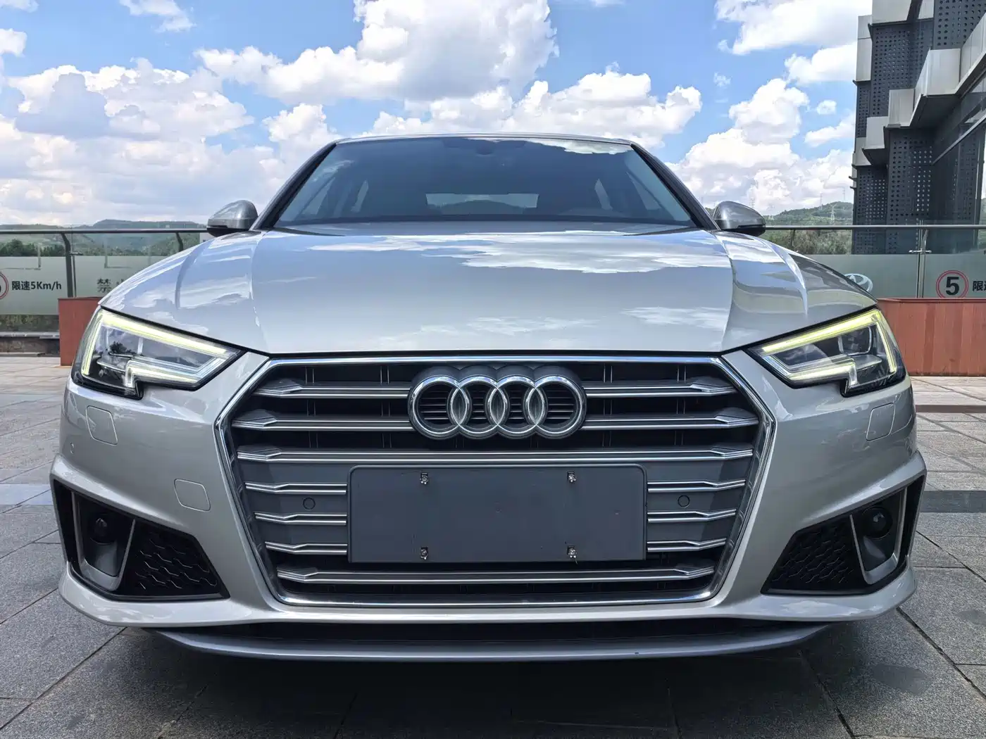 Audi A4L 2019 40 TFSI Fashion (China V) фото 16