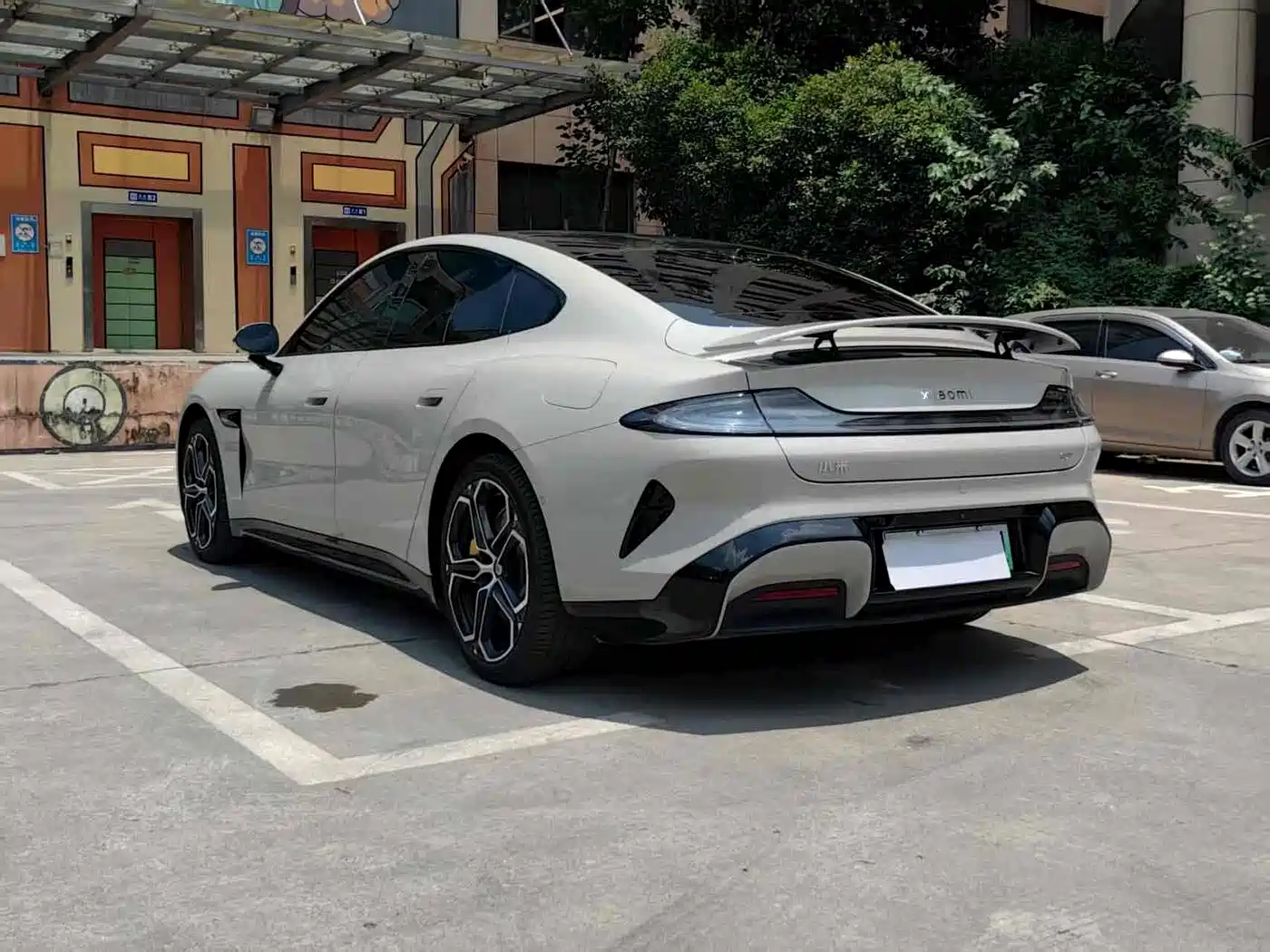 Xiaomi Auto Xiaomi SU7 2024 AWD Extended Range Advanced Smart Driving Max Edition фото 9