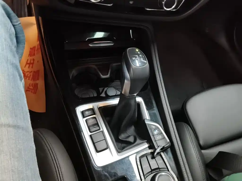 BMW 1 Series 2018 Facelift 118i Sport фото 14