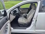 Фото 5 - Kia K5