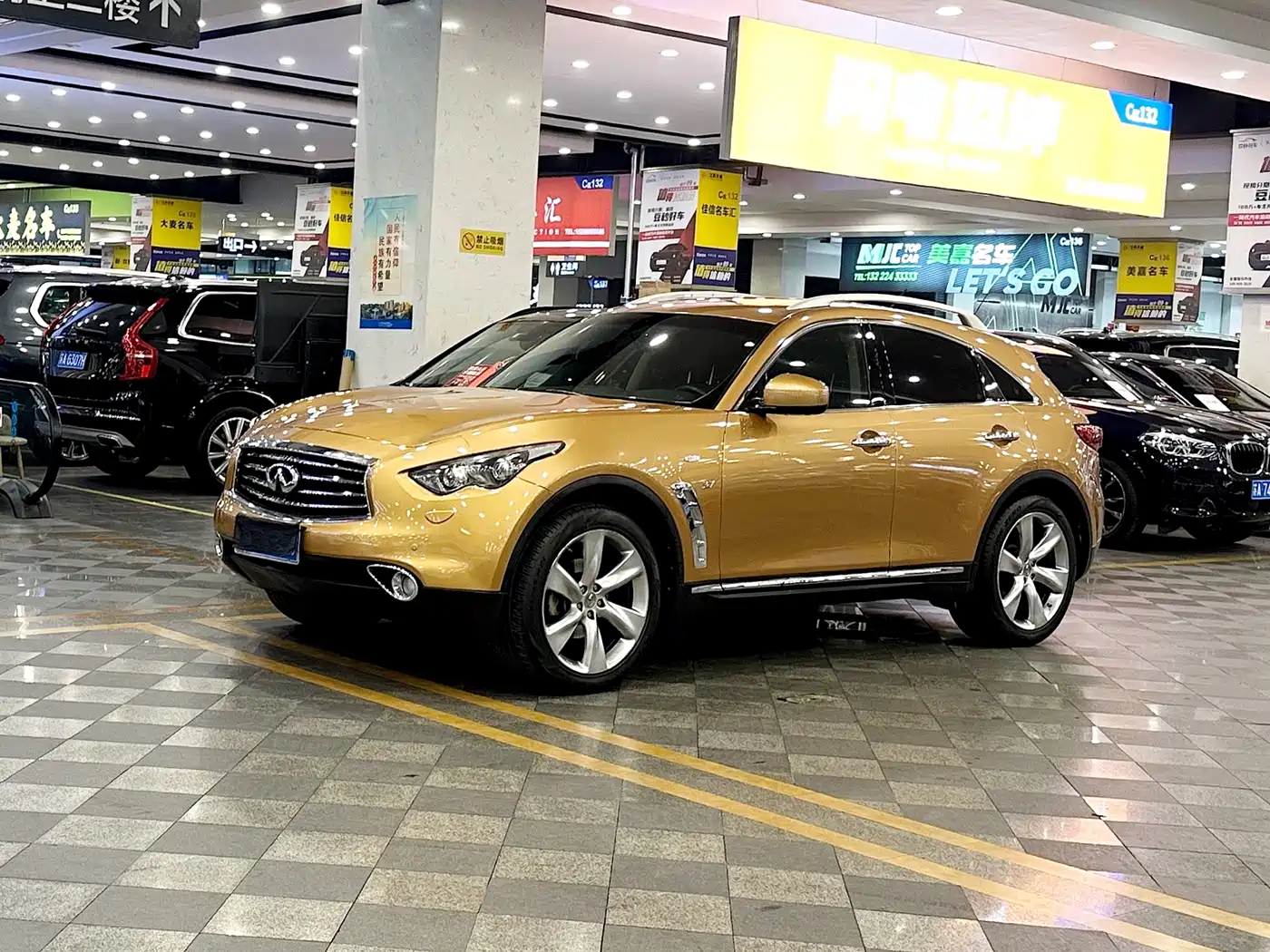 Infiniti QX70 2014 2013 3.7L Standard Edition