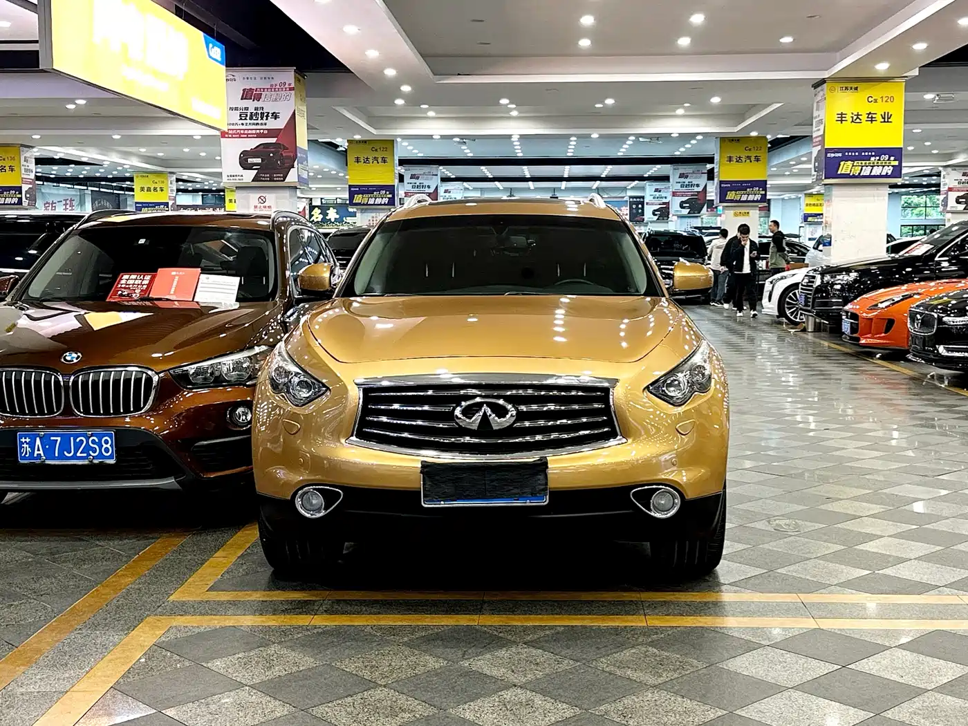 Infiniti QX70 2014 2013 3.7L Standard Edition
