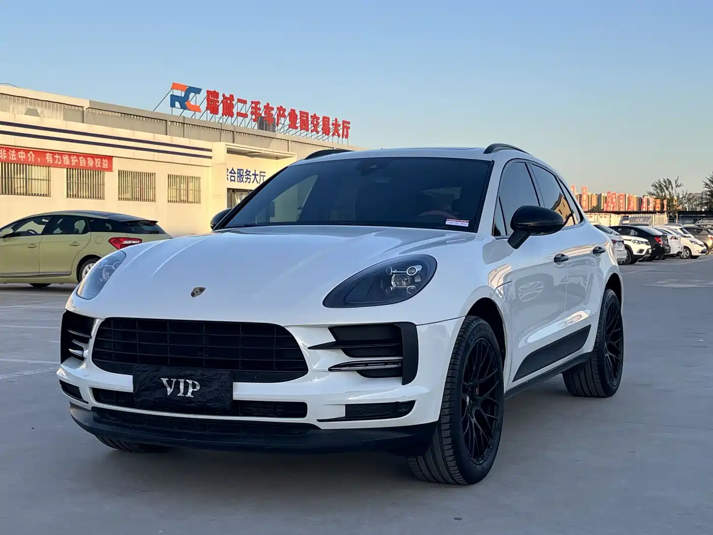 Porsche Macan 2018 Macan 2.0T фото 3