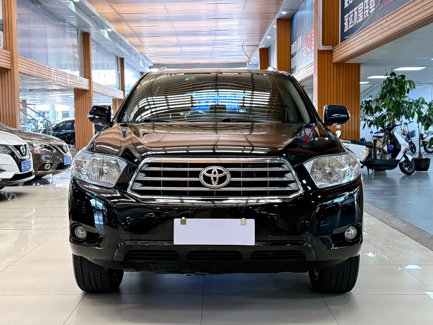 Toyota Highlander 2009 3.5L 4WD 7-seater Luxury Edition фото 2