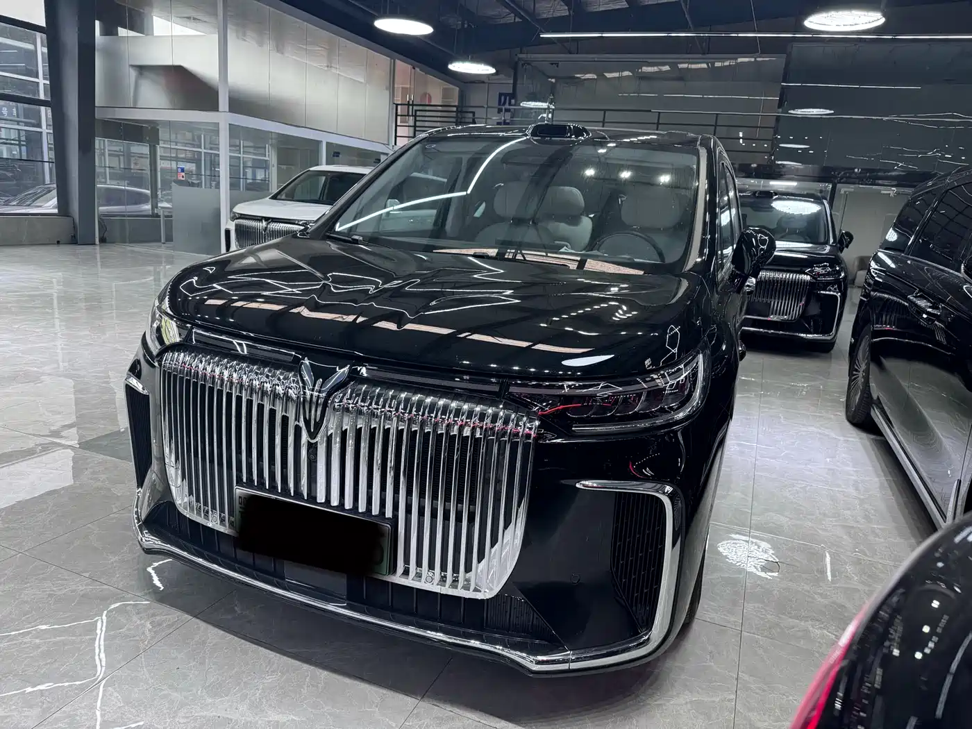 Voyah Auto Voyah Dreamer 2025 Model PHEV 4WD Premium QianKun Edition