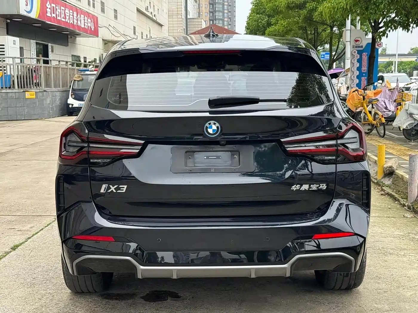 BMW iX3 2023 Leading Type фото 14