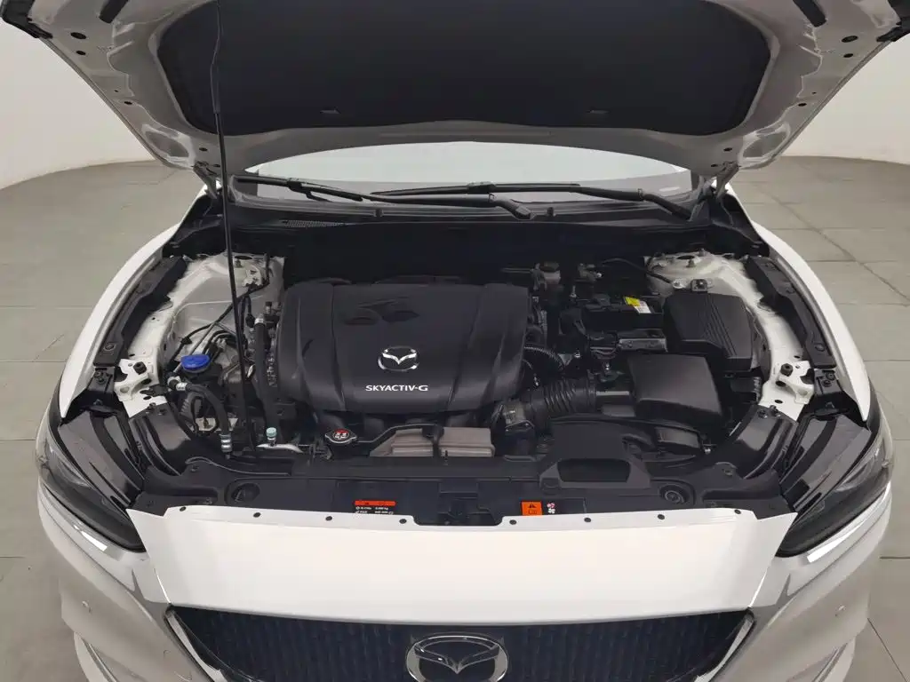 Photo 6 - Mazda Atenza