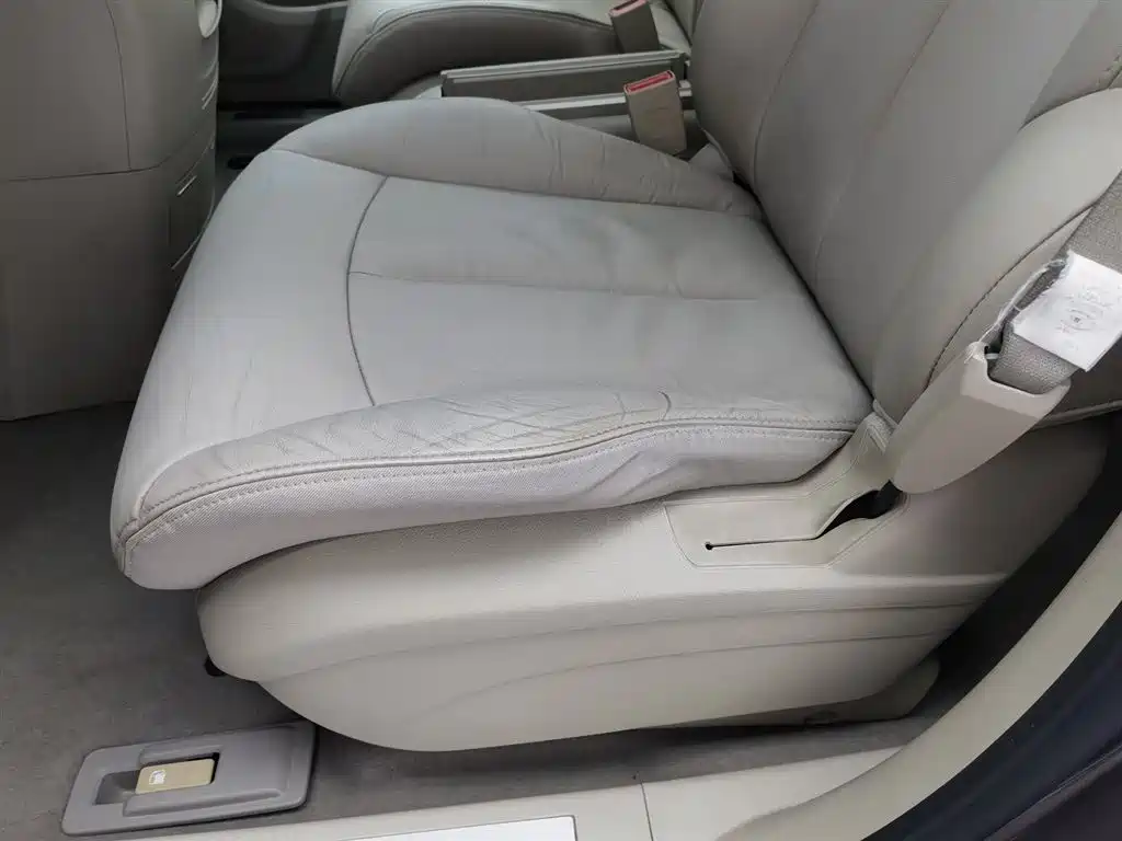 Buick GL8 2017 25S Premium Model China V фото 20