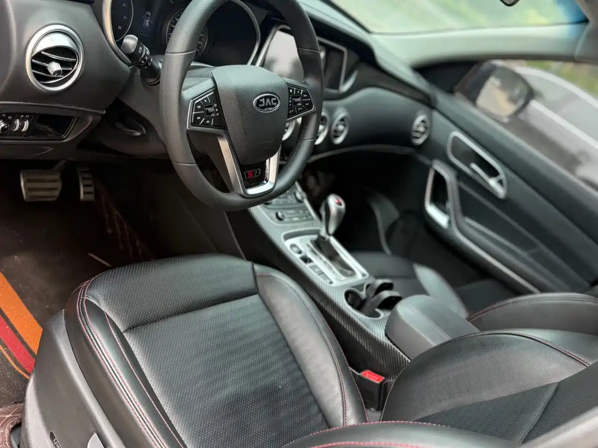 JAC Motors Refine S7 2017 2017 1.5T Automatic Comfort