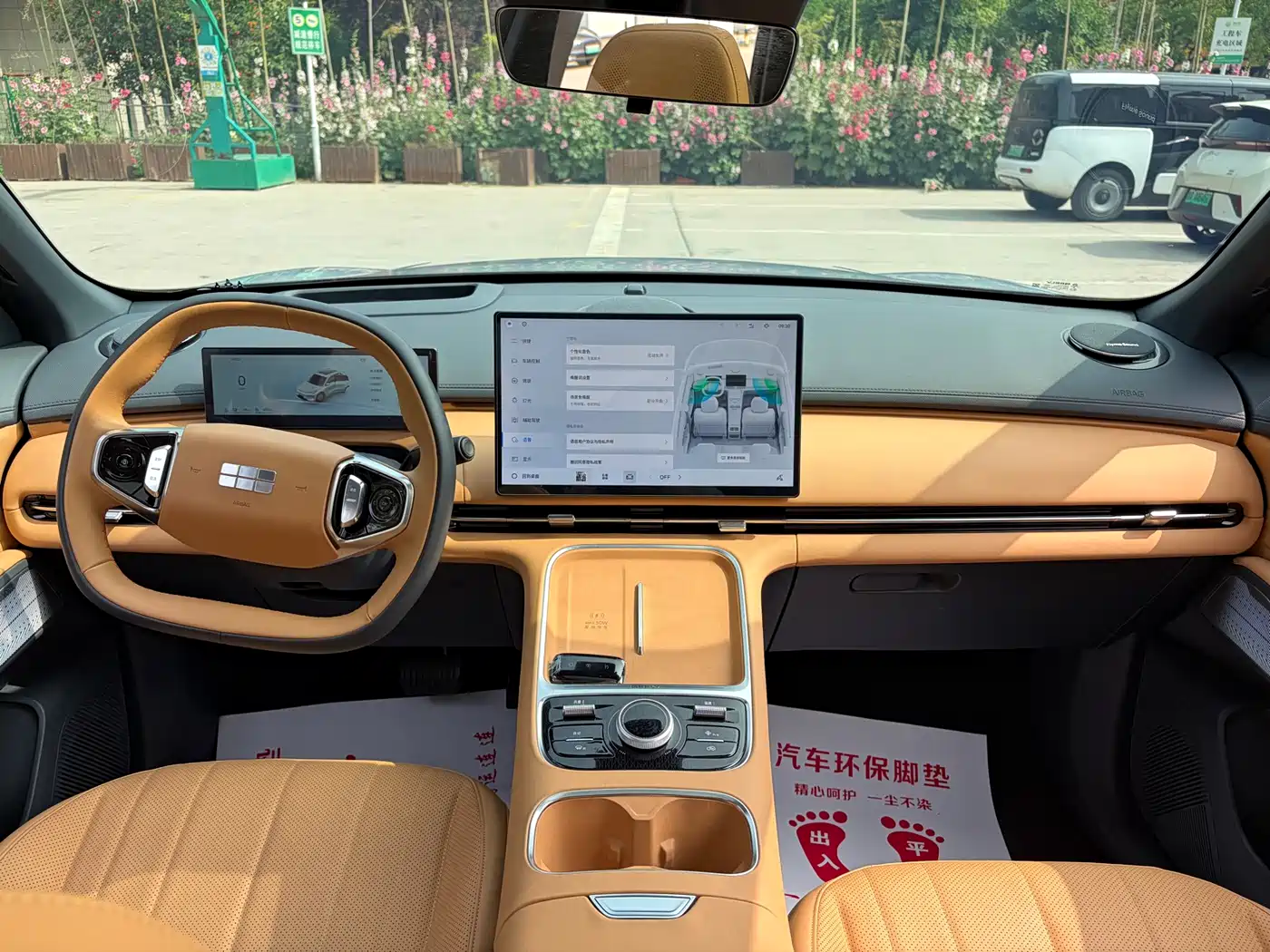 Geely Galaxy Galaxy Starship 7 EM-i 2025 Model 120km Explorer+ Edition фото 8