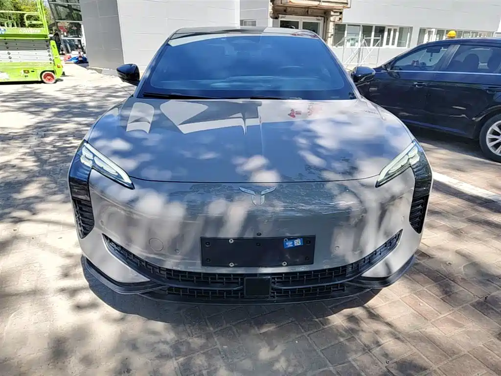 Hongqi EH7 2024 690 Pro фото 3