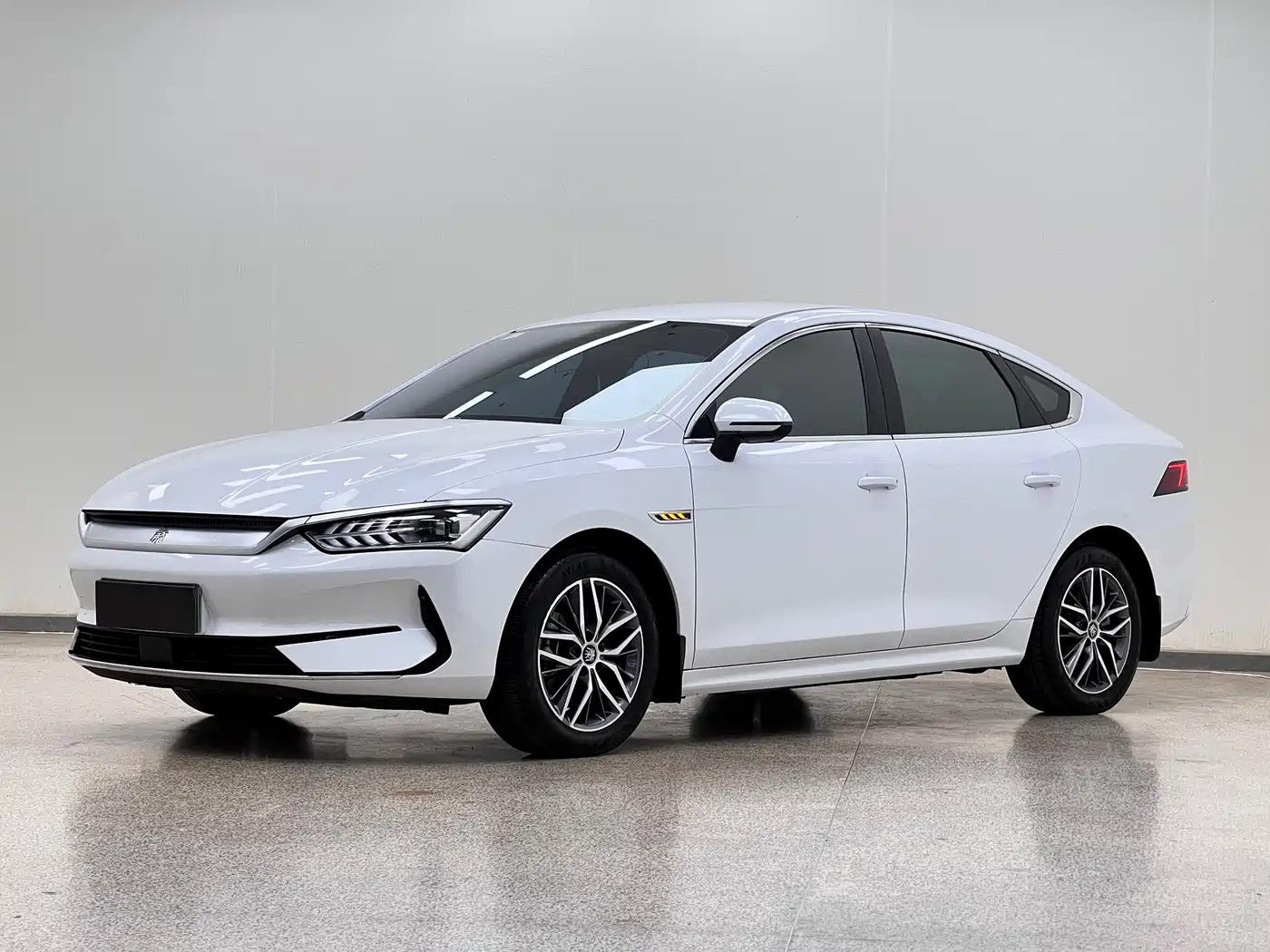 BYD Qin PLUS 2024 Glory Edition EV 510KM Leading